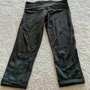 Lululemon yoga pants